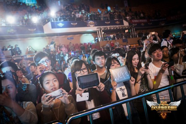 官方： FUT Esports 签下前 NaVi Junior 阵容